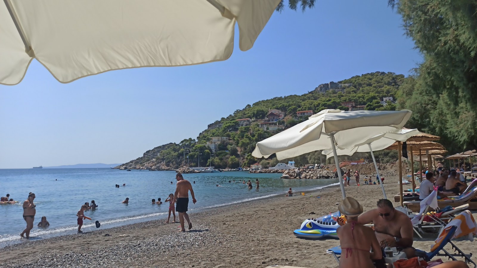 Foto de Paralia Perani y su hermoso paisaje