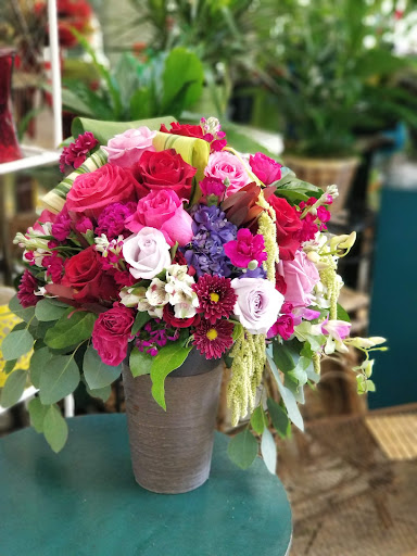 Florist «AAA Florist», reviews and photos, 1277 W 6th St, Corona, CA 92882, USA