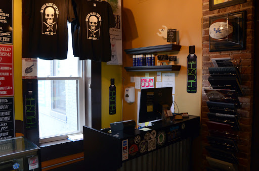 Tattoo and Piercing Shop «Bleed Blue Tattoo & Piercing», reviews and photos, 527 S Upper St, Lexington, KY 40508, USA