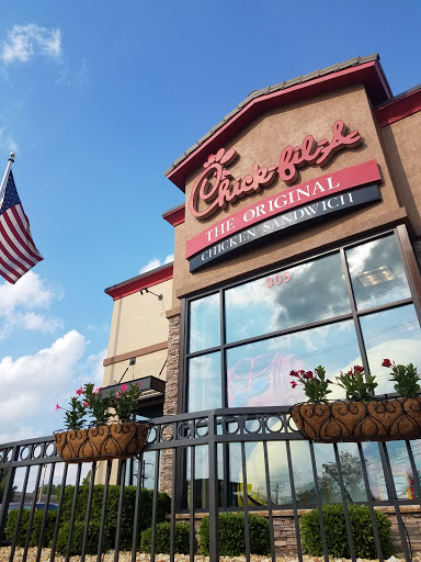 Fast Food Restaurant «Chick-fil-A», reviews and photos, 305 Old Lebanon Dirt Rd, Hermitage, TN 37076, USA