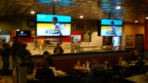 Pizza Restaurant «Round Table Pizza Clubhouse», reviews and photos, 2960 Treat Blvd, Concord, CA 94518, USA