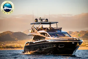 Best Cabo Yachts image
