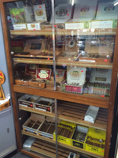 Tobacco Shop «Peace Pipe Smoke Shop», reviews and photos, 3282 El Camino Real, Santa Clara, CA 95051, USA