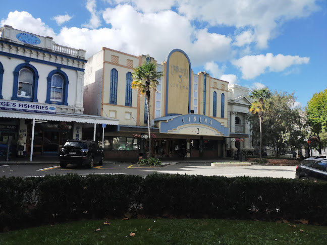Reviews of Embassy 3 Cinema in Whanganui - Other