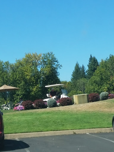 Golf Course «McKay Creek Golf Course & Driving Range», reviews and photos, 1416 NW Jackson St, Hillsboro, OR 97124, USA