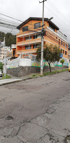 Opiniones de Centro Infantil de la Dirección Nacional de Tránsito en Quito - Guardería
