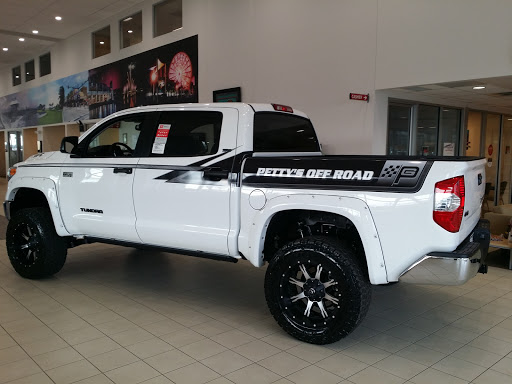 Toyota Dealer «Sparks Toyota», reviews and photos, 4855 US-501, Myrtle Beach, SC 29579, USA