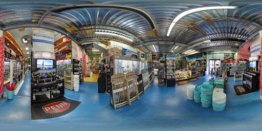 Outdoor Sports Store «Tampa Fishing Outfitters», reviews and photos, 3916 W Osborne Ave, Tampa, FL 33614, USA