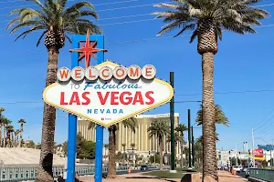 Welcome to Fabulous Las Vegas Sign image
