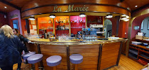 Atmosphère du Restaurant de fruits de mer Restaurant de la Marée à Grandcamp-Maisy - n°14