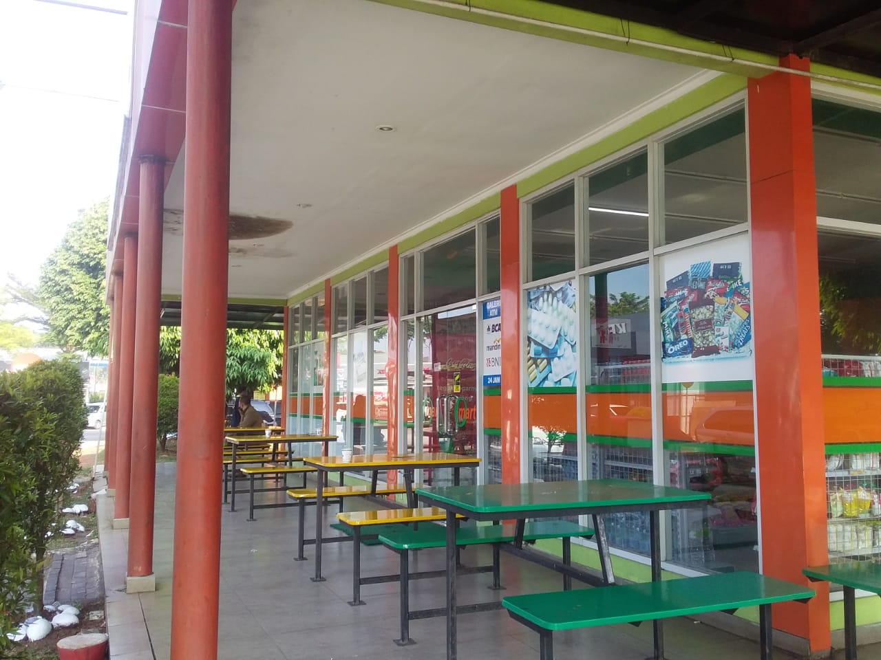 Omart Minimarket Rest Area Km102 Tol Cipali Subang Photo
