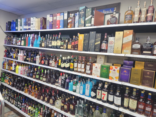 Liquor Store «Maple Ave Liquors & Wines», reviews and photos, 871 Maple Ave, Hartford, CT 06114, USA