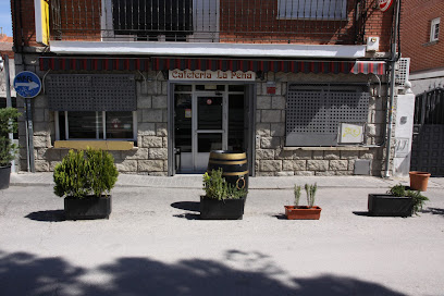 Bar La Peña - C. del Río Duero, 4, 28770 Colmenar Viejo, Madrid, Spain