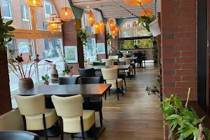 Sen Viet Sushi & Vietnamesisches Restaurant Emden image