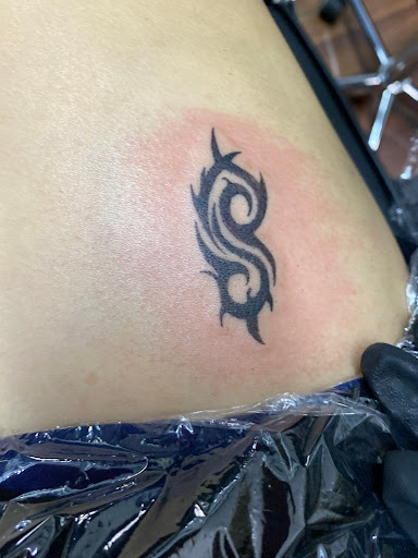 Tattoo Shop «Stuck On You Tattoos & Piercings», reviews and photos, 4102 Gus Thomasson Rd, Mesquite, TX 75150, USA