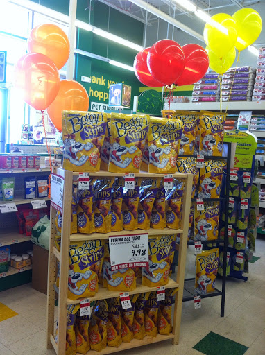 Pet Supply Store «Pet Supplies Plus», reviews and photos, 2982 S Illinois 83, Mundelein, IL 60060, USA