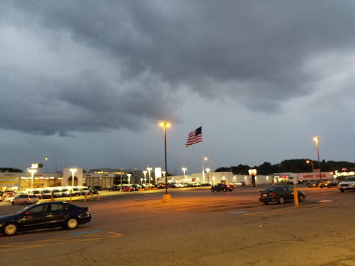 Liquor Store «Austin Liquors», reviews and photos, 117 Gold Star Blvd, Worcester, MA 01606, USA