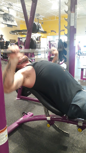 Gym «Planet Fitness - Groves, TX», reviews and photos, 4900 Twin City Hwy, Groves, TX 77619, USA