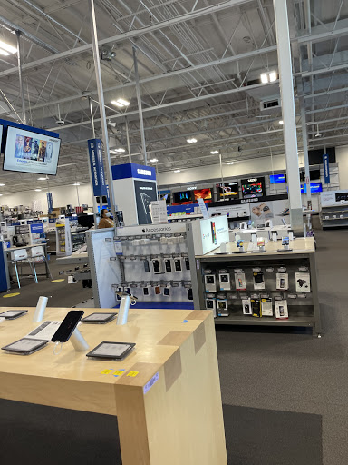 Electronics Store «Best Buy», reviews and photos, 625 Black Lake Blvd SW #200, Olympia, WA 98502, USA