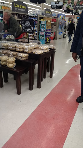 Grocery Store «Kroger», reviews and photos, 1525 Madison Ave, Covington, KY 41011, USA