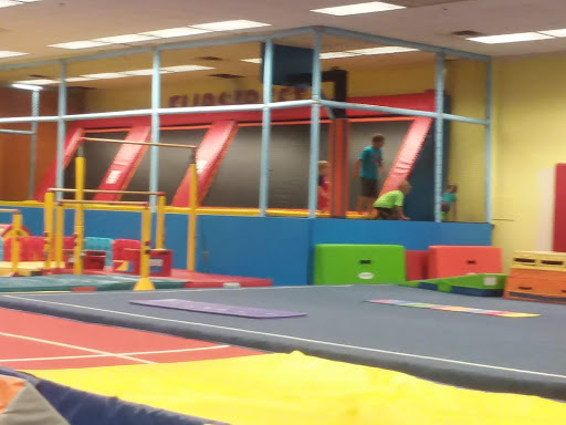 Shopping Mall «Lakeshore Mall», reviews and photos, 150 Pearl Nix Pkwy, Gainesville, GA 30501, USA