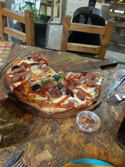 Pizzeria y Grow shop Rincon del Chatito
