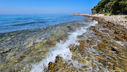 Lanterna Beach'in fotoğrafı - rahatlamayı sevenler arasında popüler bir yer