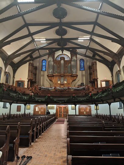 Queen St E Presbyterian Church