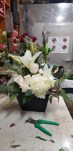 Florist «Canoga Park Florist», reviews and photos, 7144 Owensmouth Ave, Canoga Park, CA 91303, USA