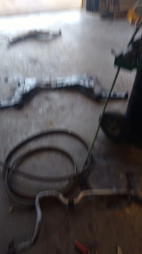 Auto Repair Shop «Meineke Car Care Center», reviews and photos, 2401 Westown Pkwy, West Des Moines, IA 50266, USA