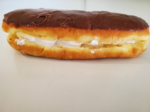 Donut Shop «Pink Dozen Donuts», reviews and photos, 1300 E Covell Blvd # D, Davis, CA 95616, USA