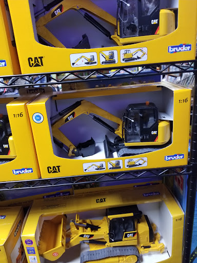 Toy Store «Bear N Friends Toy Shoppe», reviews and photos, 107 E Market St, Kingsport, TN 37660, USA