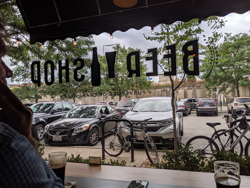 Beer Store «BEER SHOP», reviews and photos, 1026 North Blvd, Oak Park, IL 60302, USA