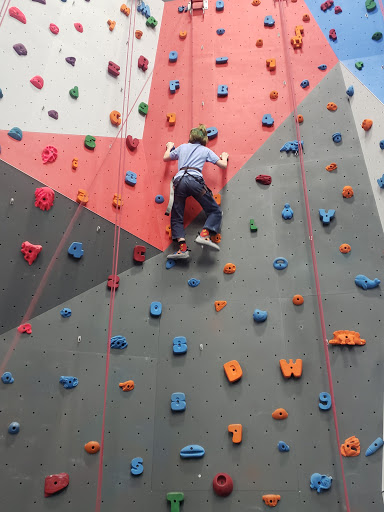 Gym «Gravity Vault Indoor Rock Gyms», reviews and photos, 6 Neptune Rd, Poughkeepsie, NY 12601, USA