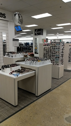 Department Store «Nordstrom Rack Downtown DC», reviews and photos, 1800 L St NW, Washington, DC 20036, USA