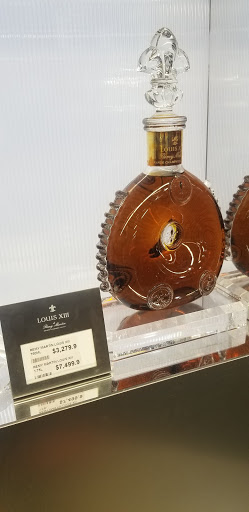 Liquor Store «Liquor Barn», reviews and photos, 287 E Dundee Rd, Wheeling, IL 60090, USA