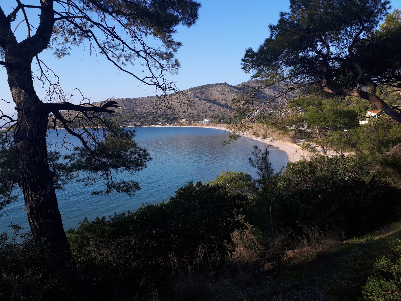 Fotografie cu Kanakia beach cu o suprafață de apa pură turcoaz