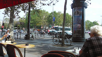 Atmosphère du Café Café des Phares à Paris - n°11