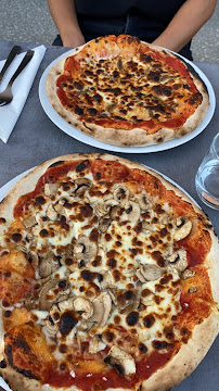 Pizza du Pizzeria Il Vaporetto à Grenoble - n°8