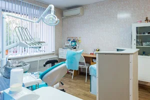Семейный доктор | Стоматология Химки | Отбеливание зубов, лечение зубов image