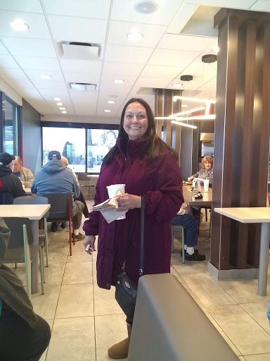 Liquor Store «Friendly Package Liquors», reviews and photos, 6440 W Kilgore Ave, Muncie, IN 47304, USA