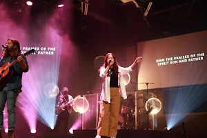 Lakepointe Church - Mesquite image