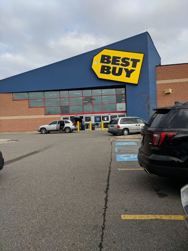 Electronics Store «Best Buy», reviews and photos, 32320 John R Rd, Madison Heights, MI 48071, USA