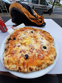 Plats et boissons du Pizzeria La Tour de Pizz à Le Puy-en-Velay - n°4