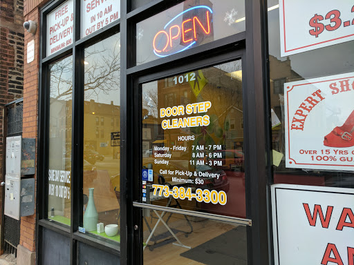 Dry Cleaner «Door Step Cleaners», reviews and photos, 1012 N Ashland Ave, Chicago, IL 60622, USA