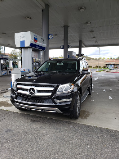 Car Wash «Crista Car Wash, Chevron & Quick Lube», reviews and photos, 26483 Bouquet Canyon Rd, Santa Clarita, CA 91350, USA