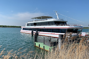 Passenger shipping in Leipzig Lake image