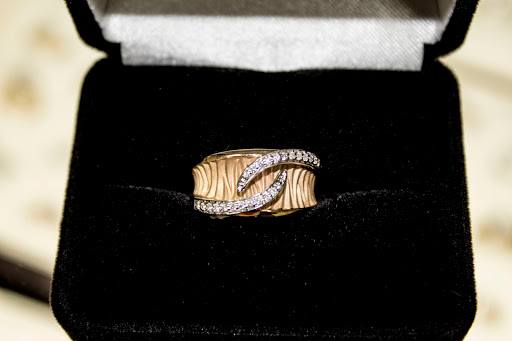 Jeweler «Mike Seltzer Jewelers», reviews and photos, 2929 N Rock Rd # 155, Wichita, KS 67226, USA