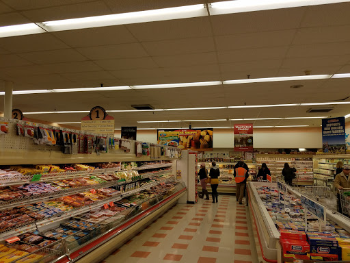 Grocery Store «Market Basket», reviews and photos, 212 Lowell Rd, Hudson, NH 03051, USA