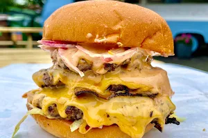 Puck Burger image